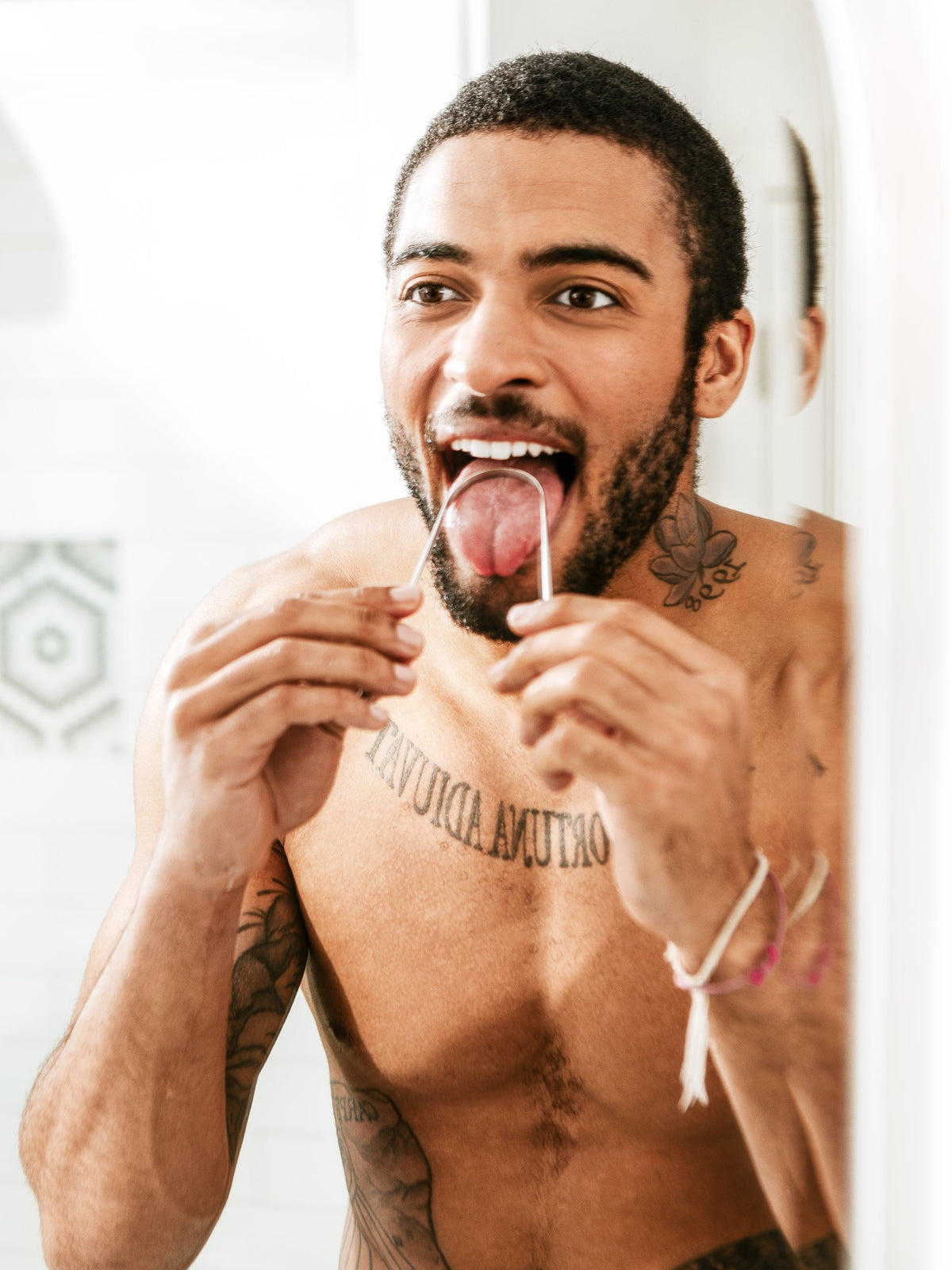 Stainless Steel Tongue Scraper – Ayurvedic Oral Detox Tool Terra & Co.